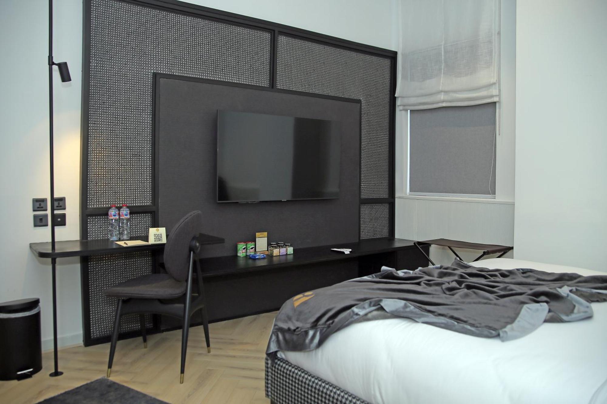 Ambiance Boutique Art Hotel Lahore Habitación foto A room at the hotel